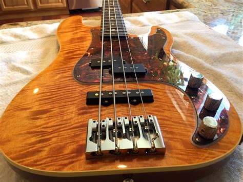 fender aerodyne bass for sale